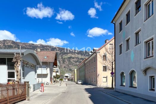 6P5Axk3aQ3ag2r83Q0g1as