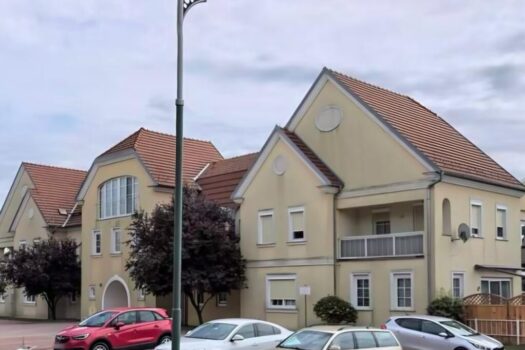 6UsTgUdtdPLJy1VcalZU8