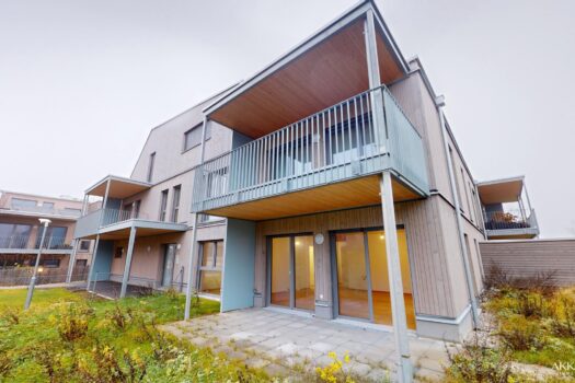 6hJxLyPpU6GaeeqoQsXHk8