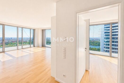 74NqaJOV8LuMs7ohU3BotQ