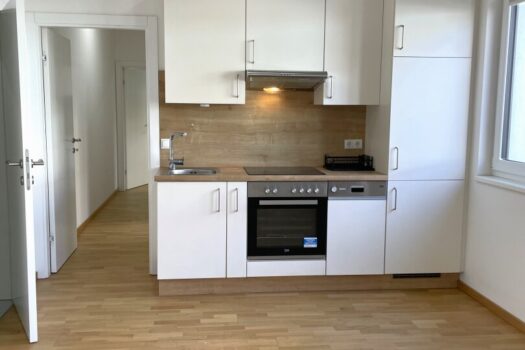 79lM8q6qgEFCo17p2nYSSj