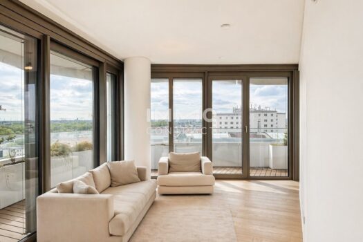 7Dh5WB8SF1xVtrhh9Inamp