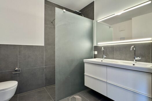 7qJcKpCtrHX0cpamZSuByT