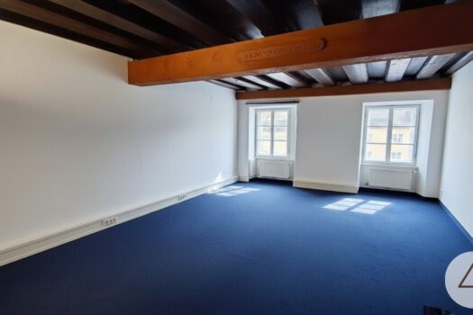 7tLk4bUr49zO2ZSF2BPN68