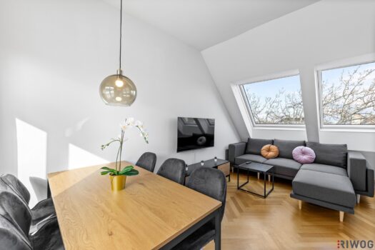 7zouqALxUoLJz2qYmOLhoc