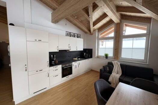 EUbYTb9EqZA3N4VI52FWg