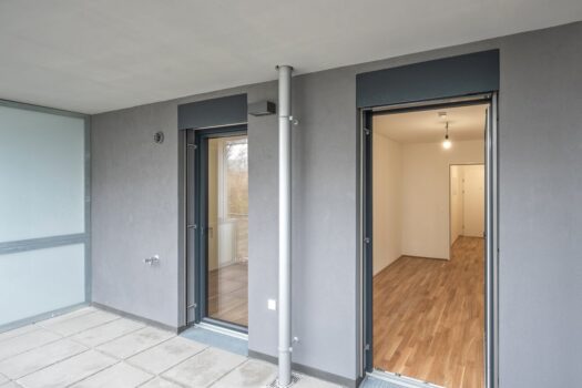 Em7XfVRLGItfRVThnlRWP