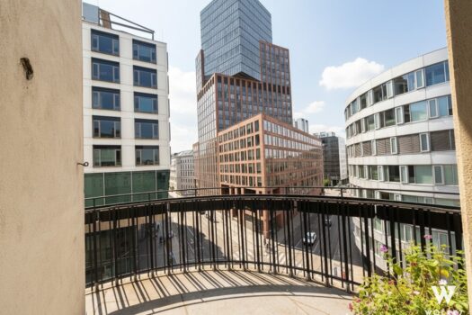 cA109tqwjKjYC9StiUMjr