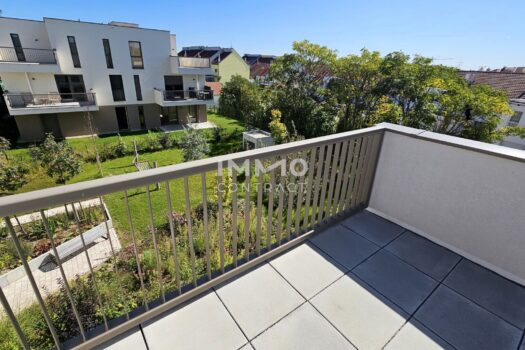 Ostterrasse mit Ausblick