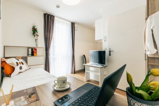 zHK3ADj7VHZxjFu9aSjKv