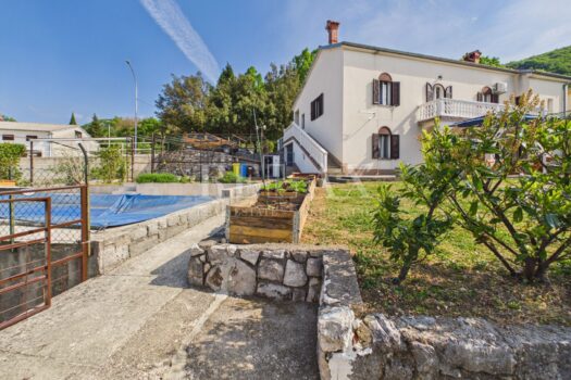 1776673228 krizisce kuca prodaja 28