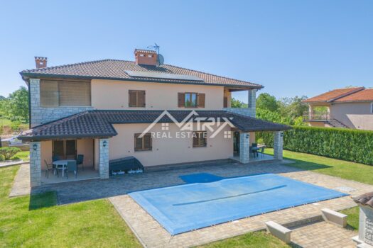 1777582839 porec okolica kuca s bazenom i 4 stana samo 8 km od mora 7