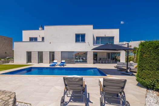 1780044752 luksuzna vila krk 1