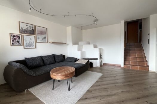 52UJFxuofUAwqTYTWLRLUt