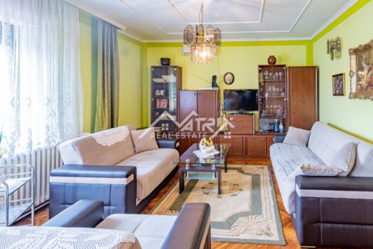 1760339574 bolman obiteljska kuca s velikim dvoristem i garazom 9