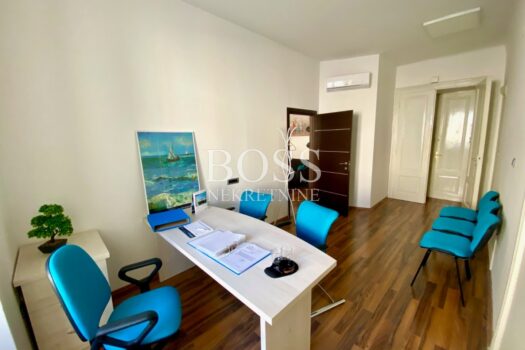 1780406509 poslovni prostor 40m2 rijeka korzo 852424