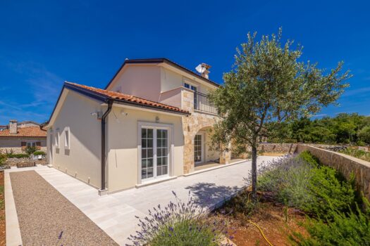 1782035797 house linardici krk 4