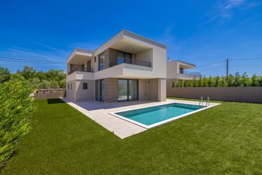 1782045303 krk luxury house 1
