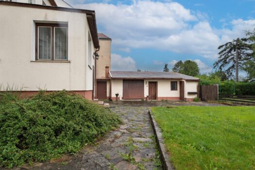 Ein oder Mehrfamilienhaus in zentraler Lage von Marchegg! Rückseite Haus