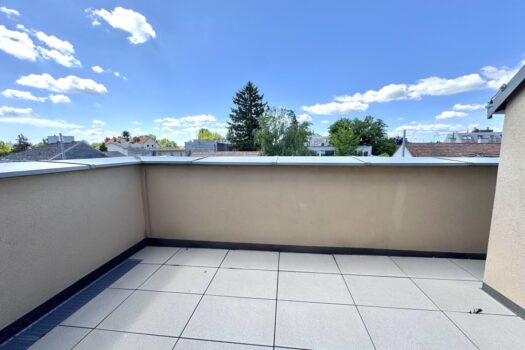 EjbEqRXKYkjCuM3uUJMGwW