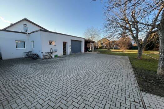 Garage Außenansicht1