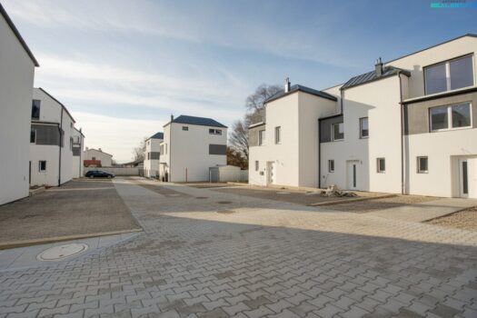 Erstbezug! Stilvolle Reihenhäuser mit Terrasse, Garten und Zwei-Stellplätze Haus Ansicht